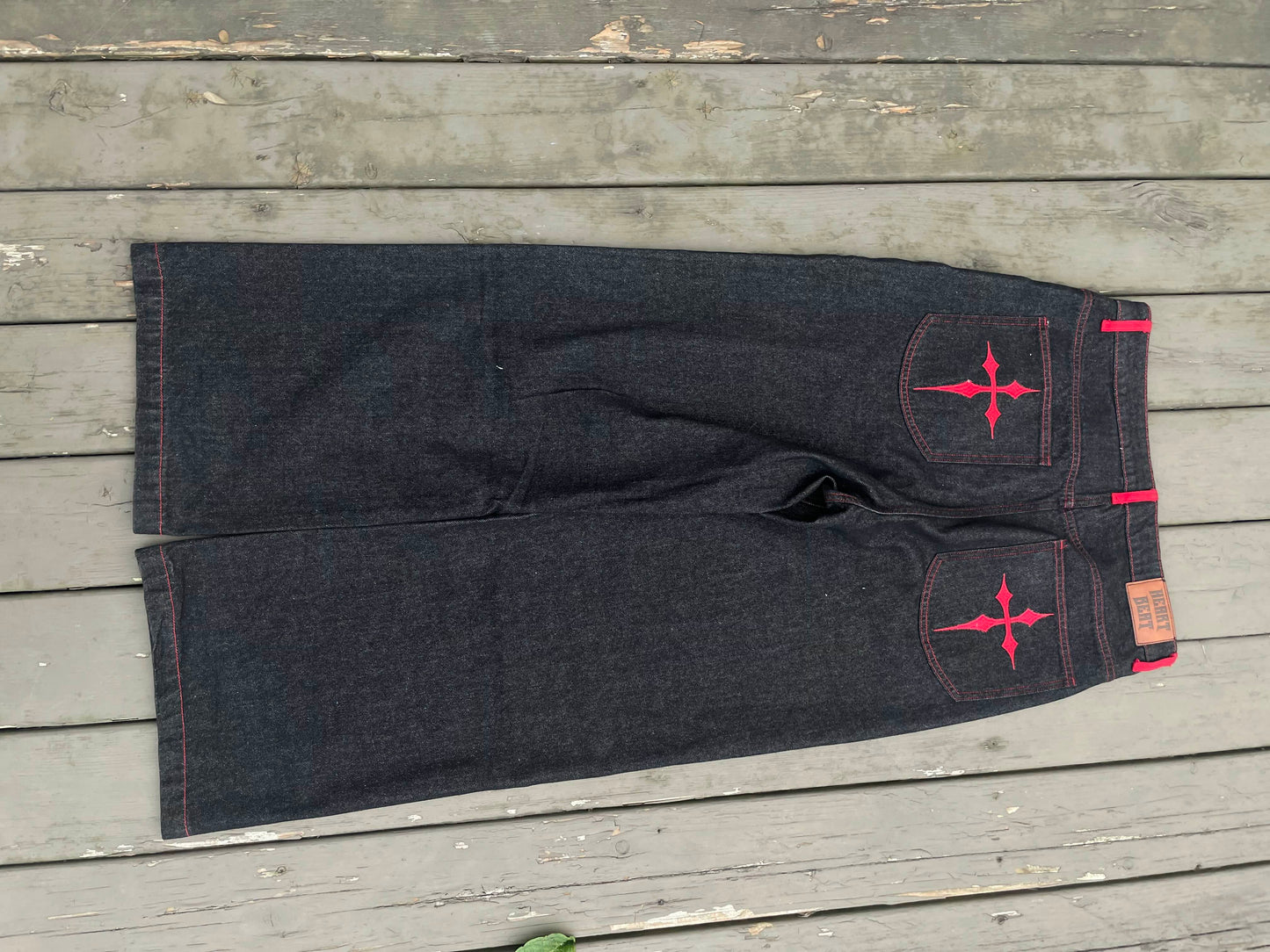 Heartbeat “Crossed Hearts”